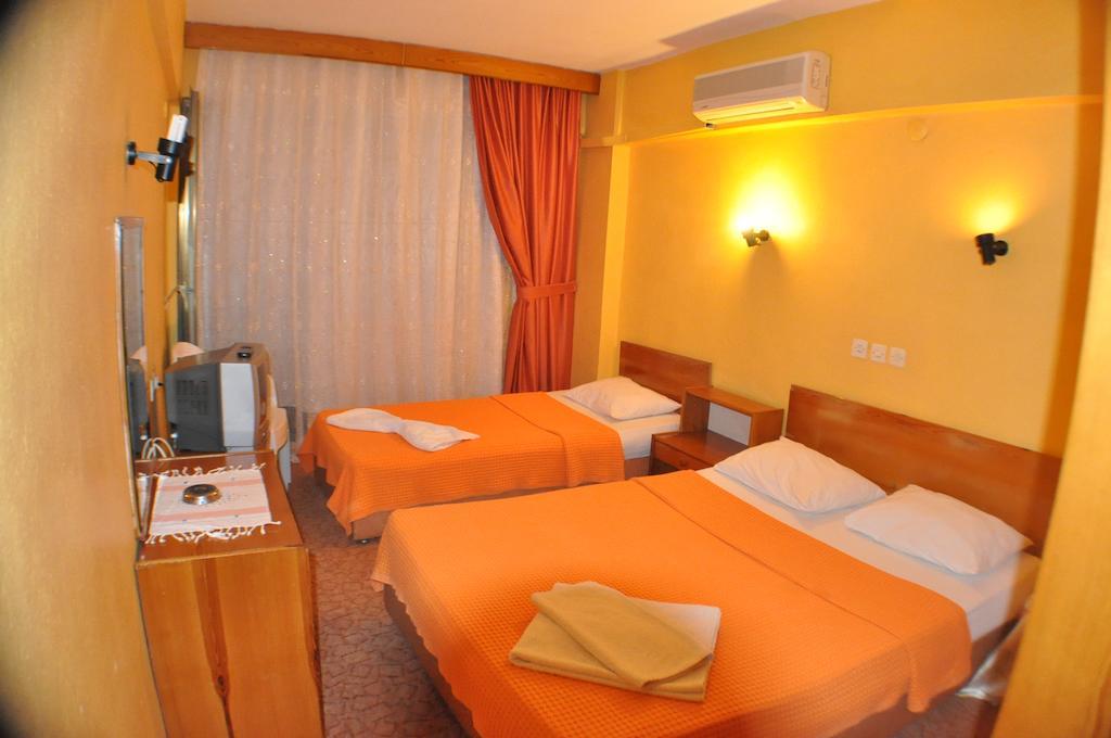 Akerdem Hotel Kusadasi Habitación foto