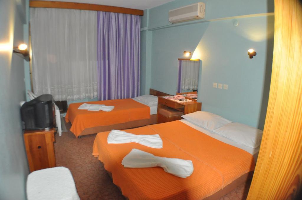 Akerdem Hotel Kusadasi Habitación foto
