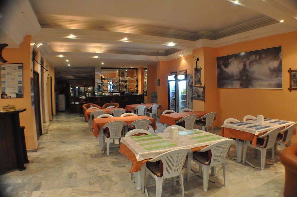 Akerdem Hotel Kusadasi Exterior foto